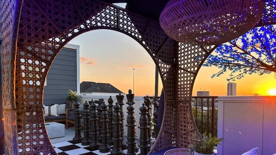 The Oasis Checkmate HTX Rooftop