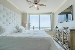House, Accessible | 3 bedrooms, desk, iron/ironing board, Internet - Palisade Palms Oceanfront Condo 5-star Amenities (Galveston)