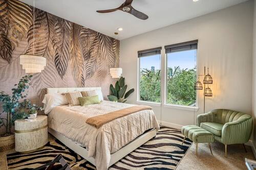 House | 4 bedrooms, soundproofing, bed sheets