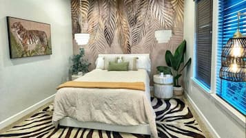 4 habitaciones, sistema de insonorización y ropa de cama