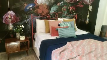 2 bedrooms