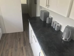 Uklassifisert bilde, 3 av 12, knapp