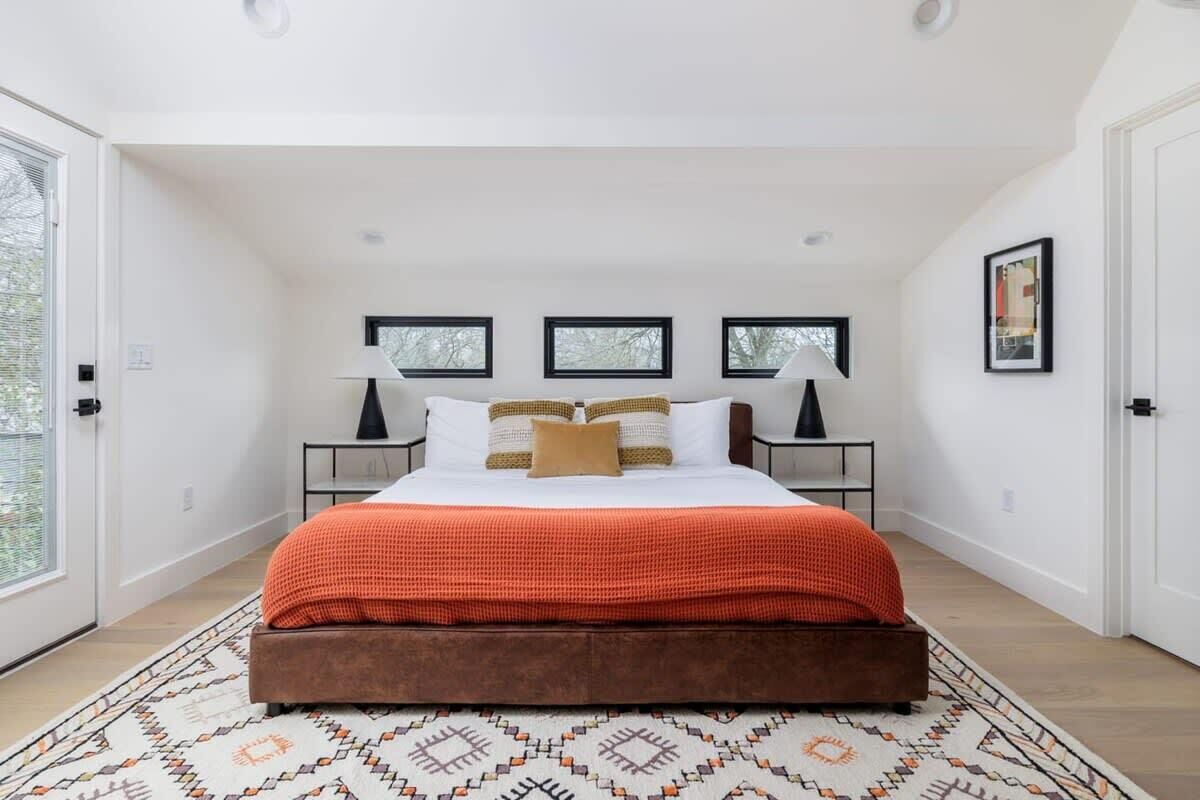 Modern Loft, Kitchenette | The Encanto by Portoro