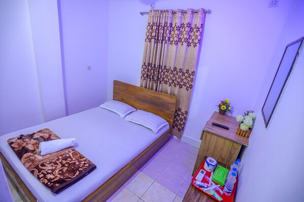 Economy Single Room
