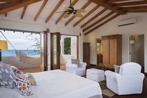 5 Schlafzimmer, Reisekinderbett, kostenloses WLAN, Bettwäsche