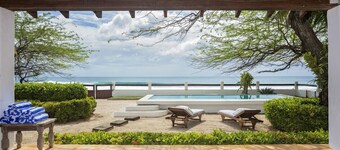 Casa Encantos Beach Front House