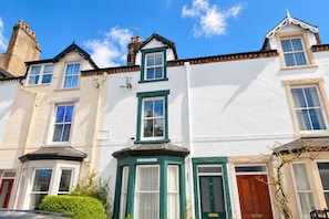Exterior - Carlton Cottage Keswick -  a cottage that sleeps 2 guests  in 1 bedroom (Keswick)
