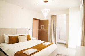 2 slaapkamers, een strijkplank/strijkijzer, wifi, beddengoed