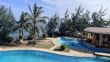 Vue sur la plage/lâocĂ©an