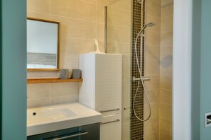 Shower, hair dryer