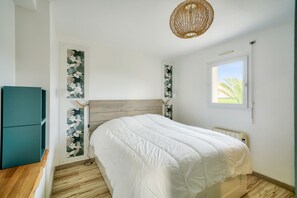 4 habitaciones, tabla de planchar con plancha y wifi gratis 