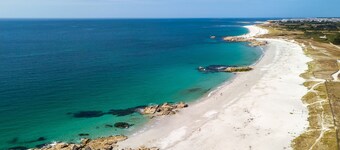 Casa con piscina para 8 - 500m de la playa