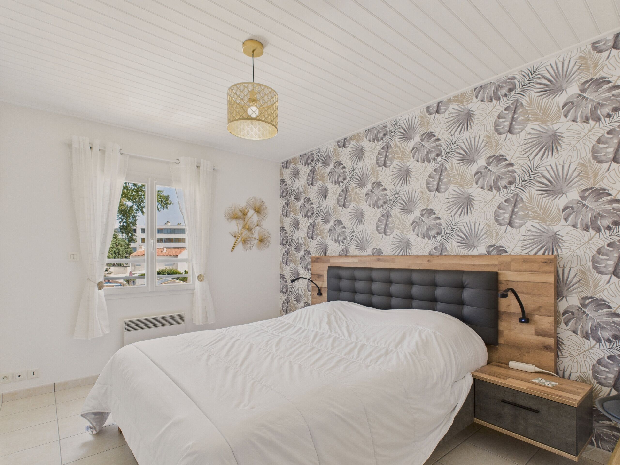 1 chambre, fer et planche à repasser, Wi-Fi gratuit