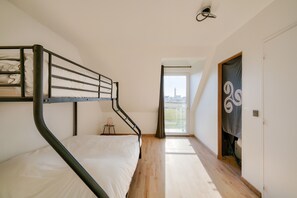 3 bedrooms, free WiFi