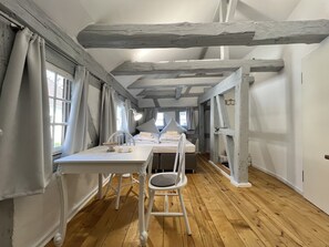 1 bedroom, free WiFi