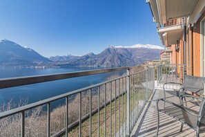 Property grounds - Jewel of Varenna_varennaholidays (Perledo)