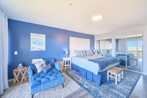 2 chambres, fer et planche à repasser, lit de bébé portatif