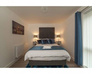 1 camera, ferro/asse da stiro, Wi-Fi, lenzuola