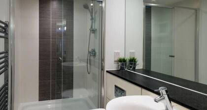 Exclusive Tower Bridge Apartment