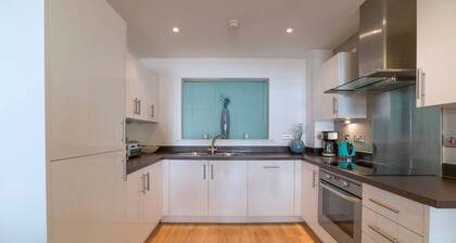 Exclusive Tower Bridge Apartment