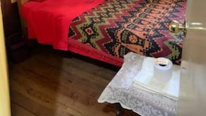 Standard Room | Bed sheets - Hotel CASA REALCALL (Huancayo)