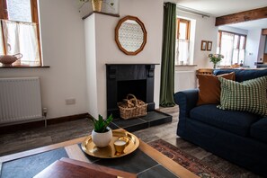 Living area - Fern Cottage (Barnstaple)