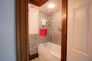 Shower - Fern Cottage (Barnstaple)