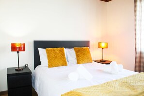 Superior Double Room | Free WiFi - Vieira Rooms Natural Pools (Ponta Delgada)