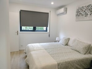 1 slaapkamer, een bureau, gratis wifi, beddengoed