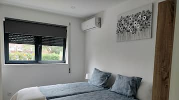 1 slaapkamer, een bureau, gratis wifi, beddengoed