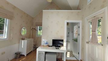 Basic Shared Dormitory | Bed sheets