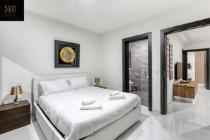 Desk, iron/ironing board, travel cot, WiFi