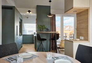 Penthouse, patio | Dapur pribadi | Mesin espresso dan mesin pembuat kopi/teh