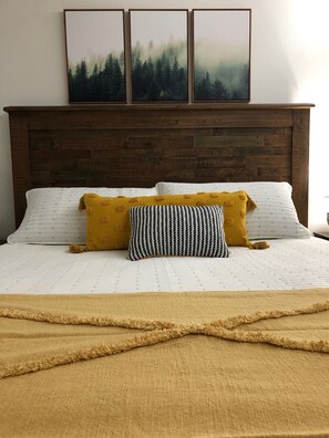 2 habitaciones, escritorio, wifi gratis y ropa de cama