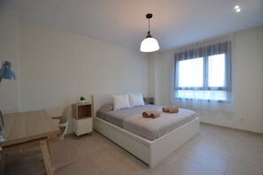 2 bedrooms, iron/ironing board, free WiFi, bed sheets - OCEAN HOMES 5004 - Two Bedroom Apartment, Sleeps 5 (Punta del moral)