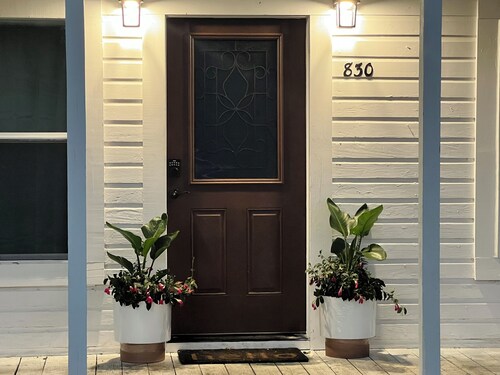 XL Airjetted tub, pet free smoke free home,  Ashdown AR extra Clean & cozy 