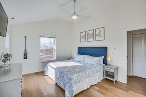 4 Schlafzimmer, Schreibtisch, Bügeleisen/Bügelbrett, WLAN