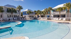 Pool - 🏝️350yds to Beach-Comm. Pool-4 Bikes-Hot Tub-2BR One Ten Again (Santa Rosa Beach)