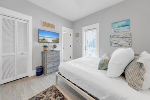 2 slaapkamers, een strijkplank/strijkijzer, gratis wifi, beddengoed