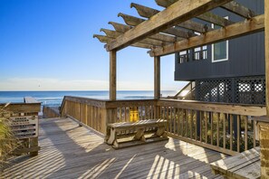 BBQ/picnic area - Cabana Club by Panhandle Getawayas (Destin)