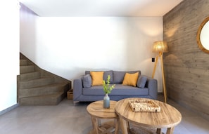 Maison (07) | Aire de séjour