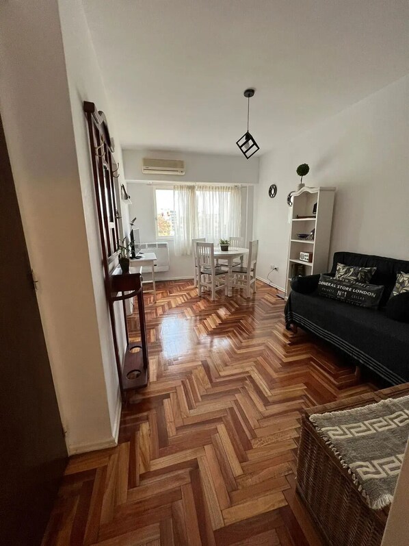Living area - Apartment of 2 Ambi.muy Bright and Warm (Buenos Aires)