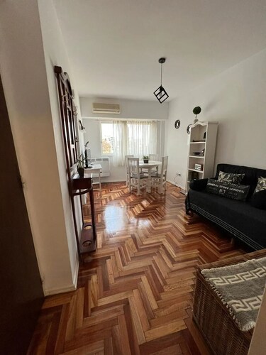Apartment of 2 Ambi.muy Bright and Warm