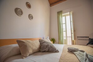 2 chambres, fer et planche à repasser, lit parapluie, Wi-Fi gratuit