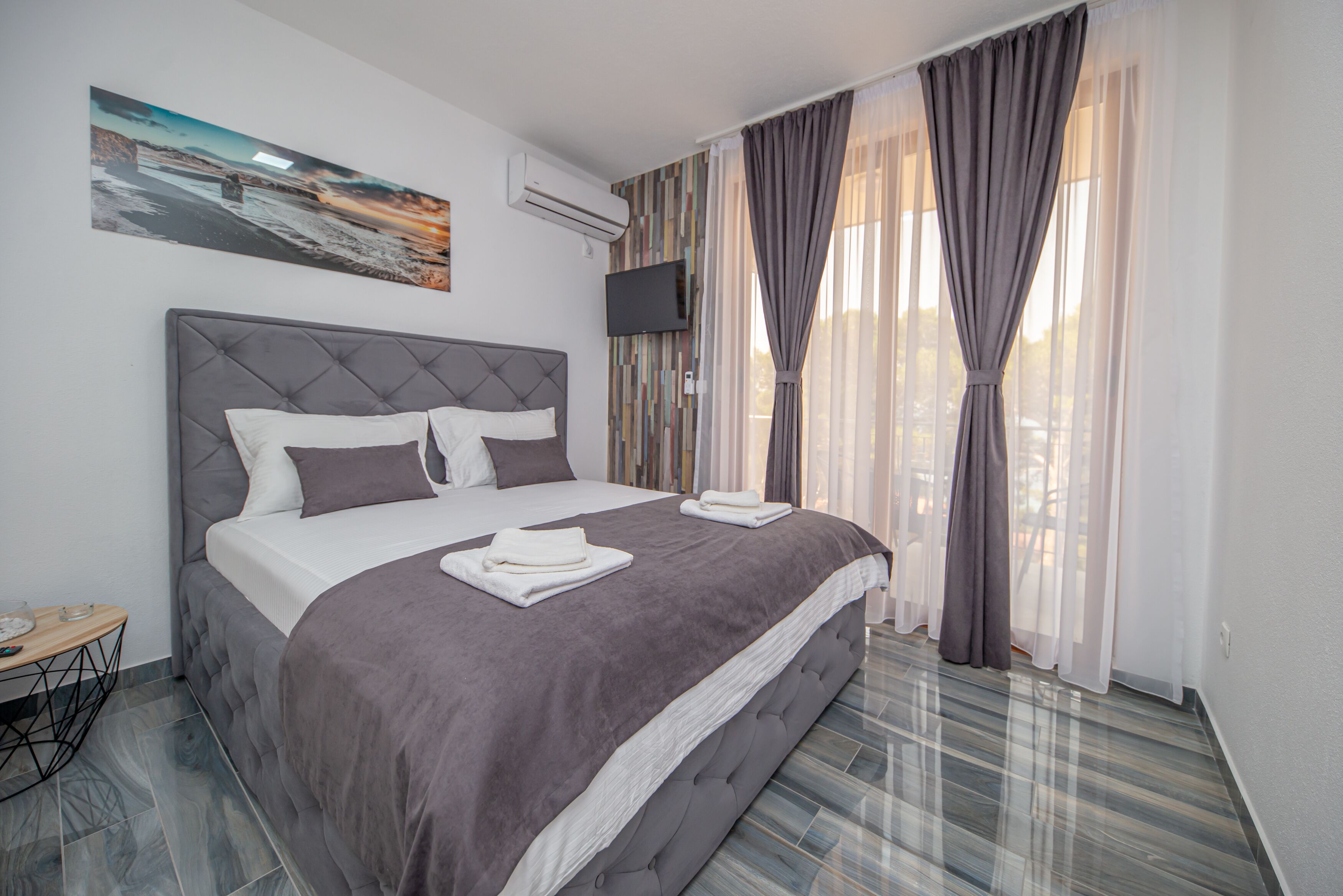 Classic Studio, Sea View | Free WiFi