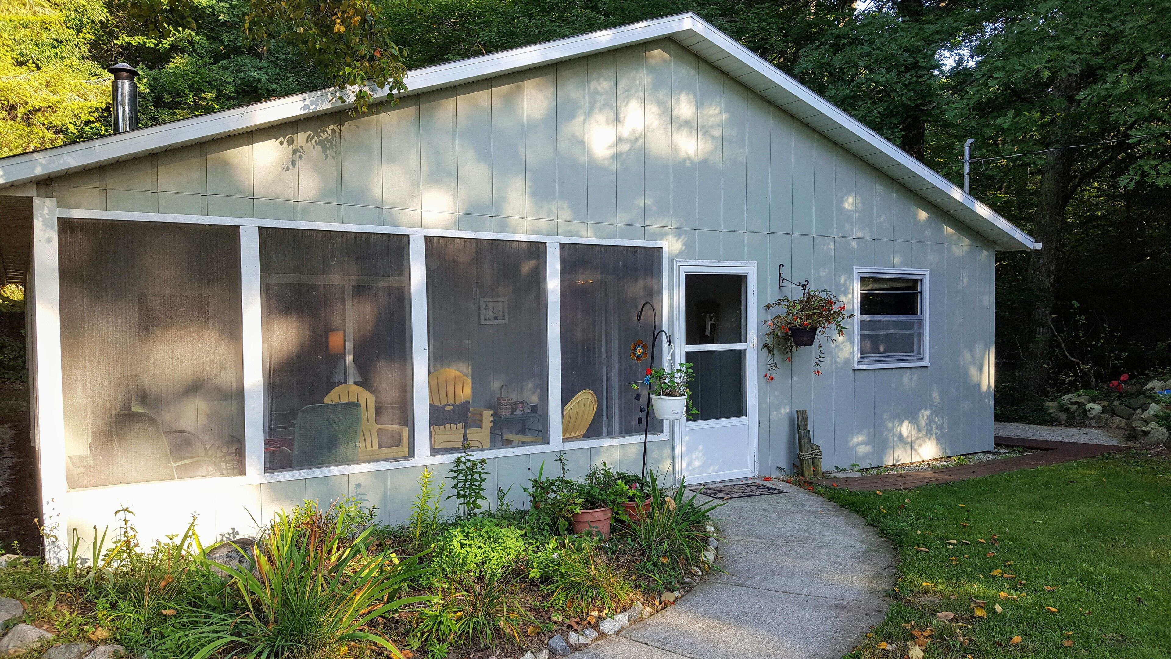 Front of the cabin