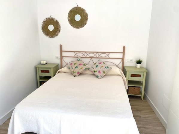 3 chambres, fer et planche Ă repasser, Wi-Fi, draps fournis