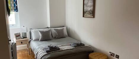 Appartement | 1 slaapkamer, een strijkplank/strijkijzer, gratis wifi, beddengoed