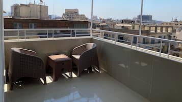 Deluxe Double Room, 1 King Bed, Terrace, City View | Balcony
