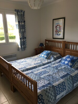 3 chambres, bureau, fer et planche à repasser, Wi-Fi gratuit